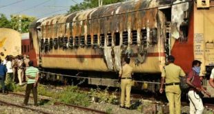 Madurai Train Fire : रेल्वेच्या भीषण आगीत १० ठार