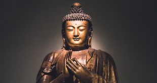 आणि बुद्ध हसलाः राजकारणातही बुद्धाचा असा संदर्भ