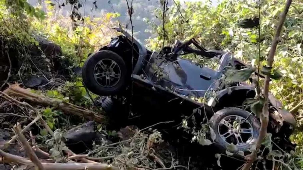 Jeep falls into ditch in Raigarh, six killed